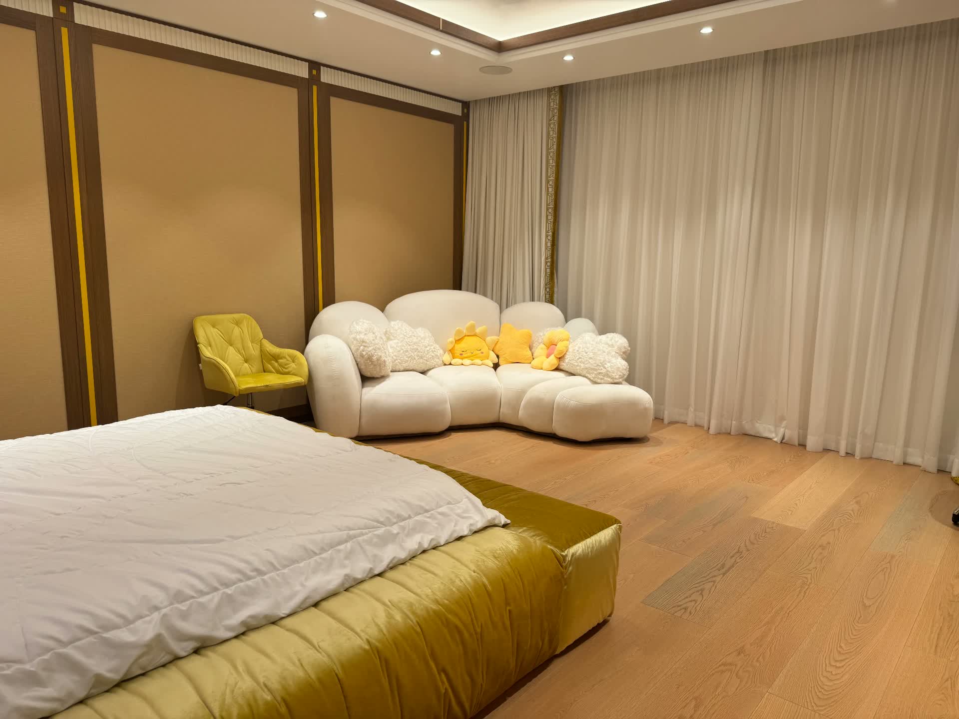 Sea View Penthouse — view 4a
